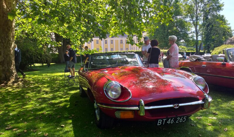 Jaguar E-Type 4,2 Roadster full
