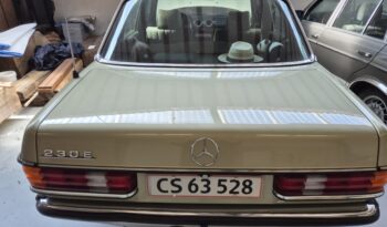Mercedes-Benz Øvrige 230 E full