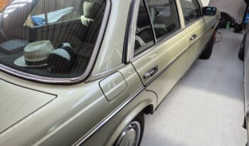 Mercedes-Benz Øvrige 230 E full