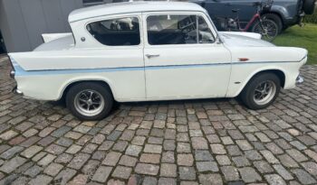 Ford Anglia 105 E Super full