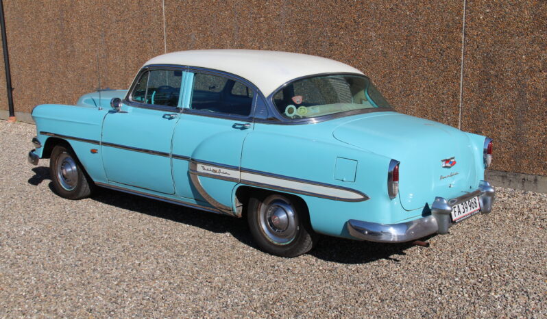 Chevrolet Bel Air sedan full