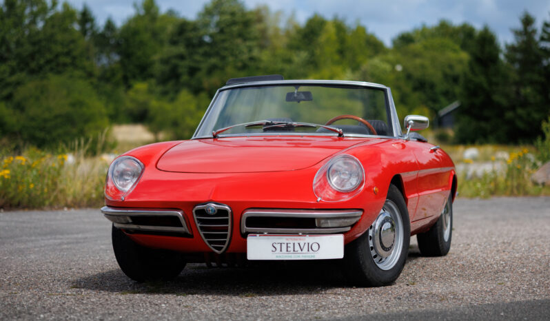 Alfa Romeo Spider 1750 Spider Veloce full