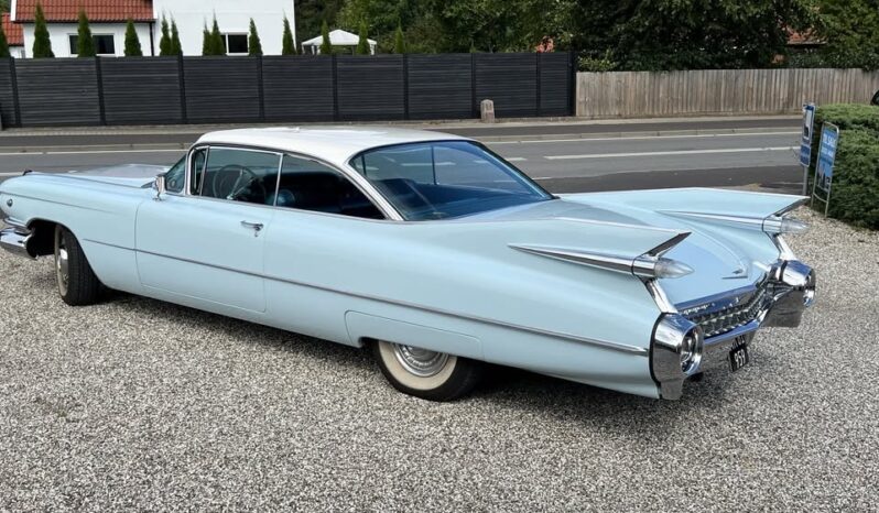 Cadillac Coupé DeVille serie 62 full
