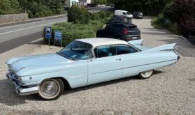 Cadillac Coupé DeVille serie 62