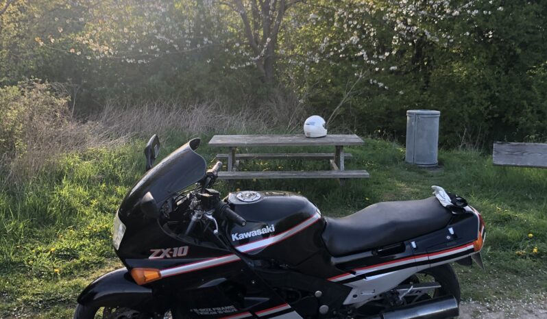 Kawasaki ZX 10 full