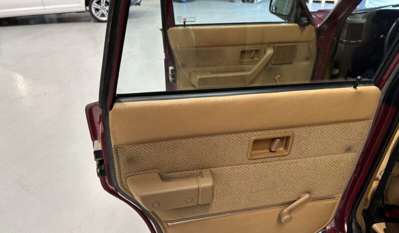 Volvo 200-Serie 242 DL full