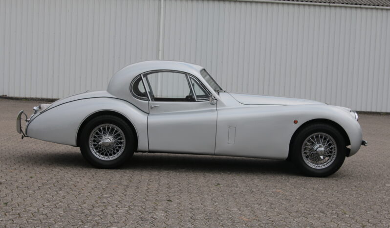 Jaguar XK 120 FHC full