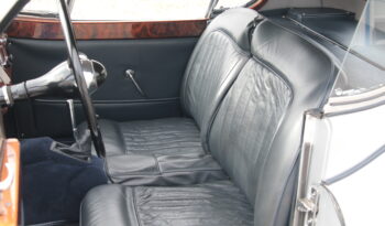 Jaguar XK 120 FHC full