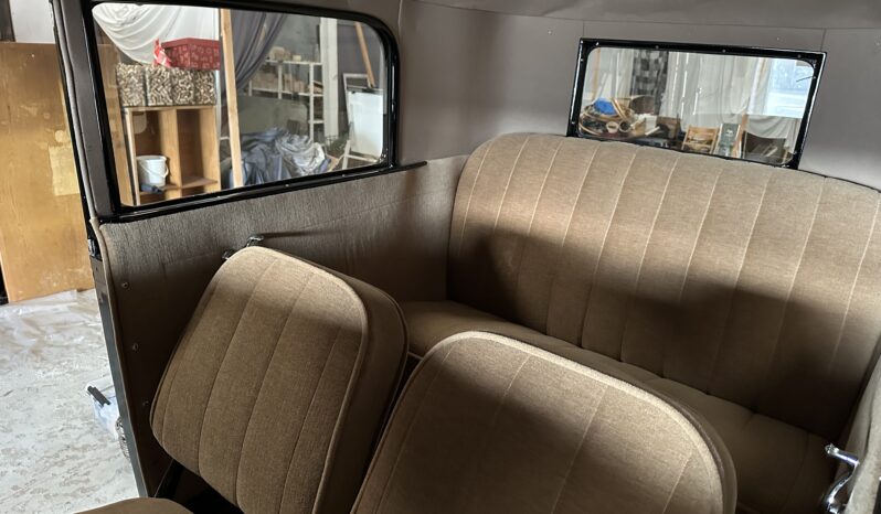Ford A 3,3L – Tudor sedan full