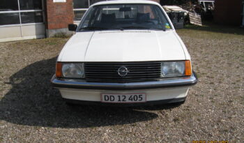 Opel Rekord 2,0 full