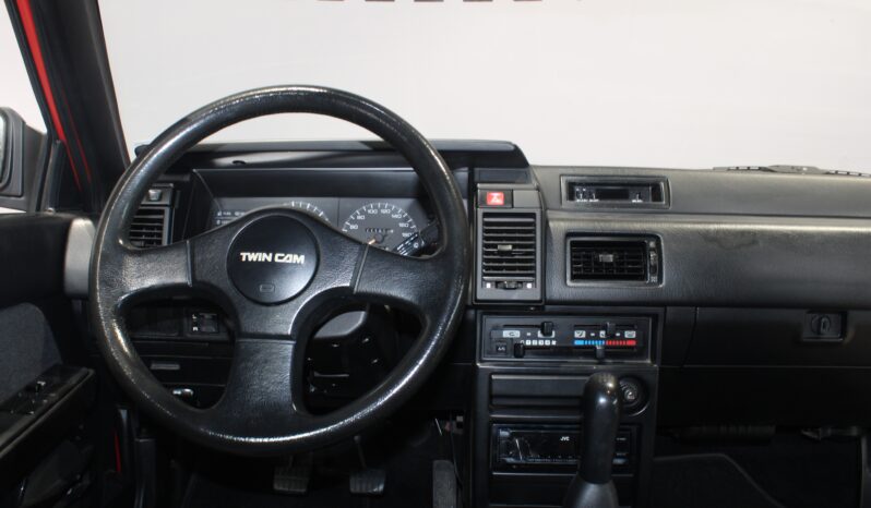 Nissan Sunny 1,6 16v gti twincam full