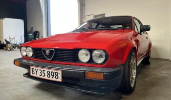 Alfa Romeo GTV 2,0 full