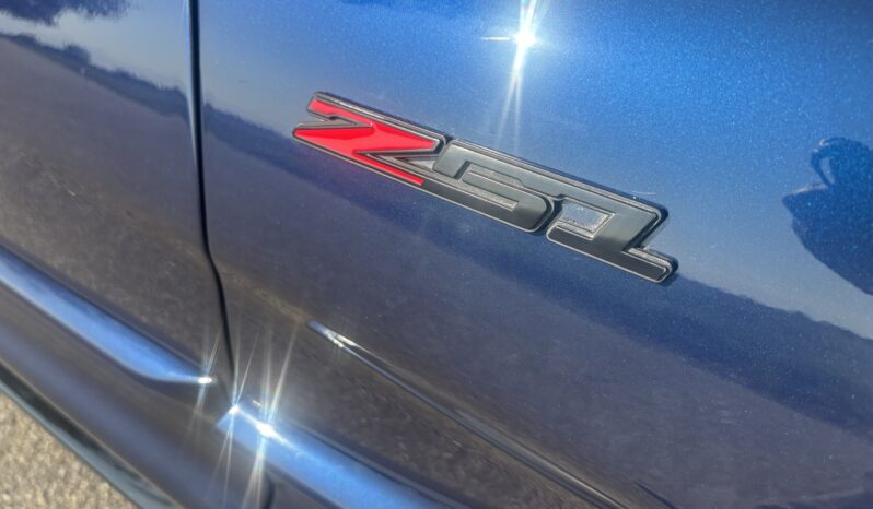 Chevrolet Corvette Targa full