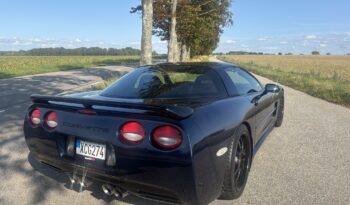 Chevrolet Corvette Targa full