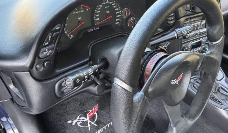 Chevrolet Corvette Targa full