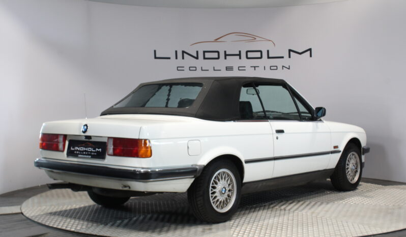 BMW 3-serie E30 320i 2,0 Cabriolet 2d full