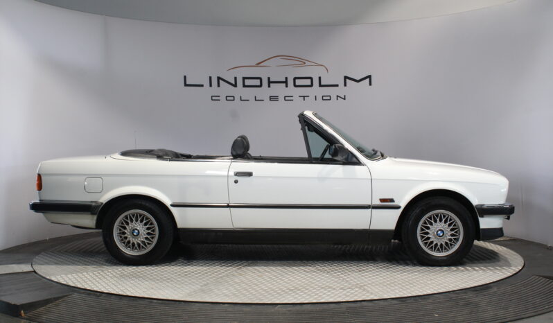 BMW 3-serie E30 320i 2,0 Cabriolet 2d full