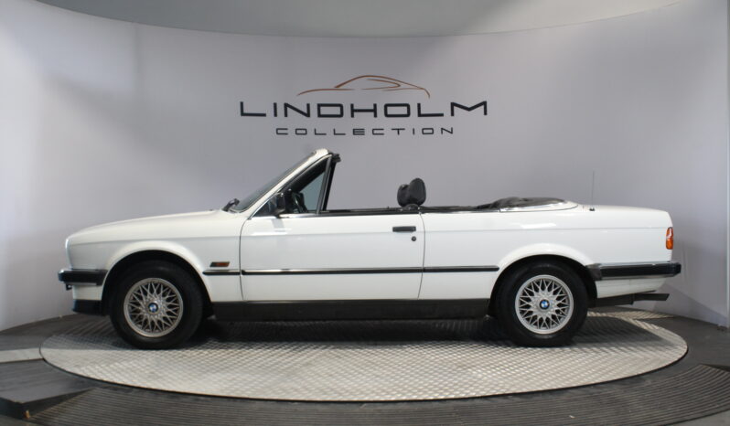 BMW 3-serie E30 320i 2,0 Cabriolet 2d full