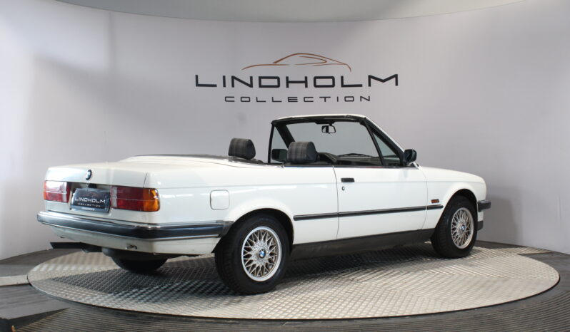 BMW 3-serie E30 320i 2,0 Cabriolet 2d full