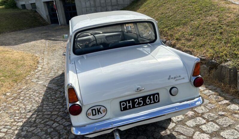 Ford Anglia 105 E Super full