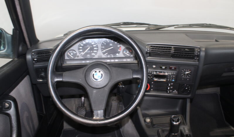 BMW 3-serie E30 320i 2,0 Cabriolet 2d full