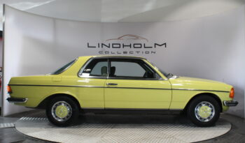 Mercedes-Benz 200-300 (W123) 230 C coupe full