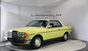 Mercedes-Benz 200-300 (W123) 230 C coupe full