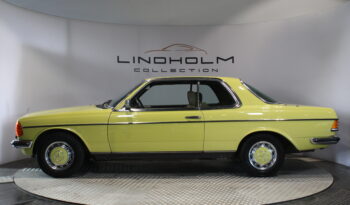 Mercedes-Benz 200-300 (W123) 230 C coupe full