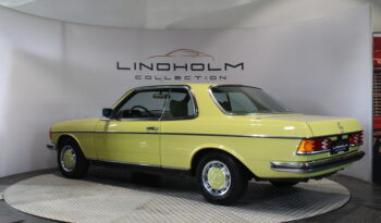 Mercedes-Benz 200-300 (W123) 230 C coupe full