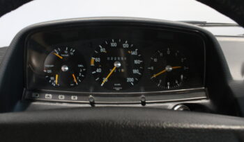 Mercedes-Benz 200-300 (W123) 230 C coupe full