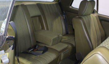 Mercedes-Benz 200-300 (W123) 230 C coupe full