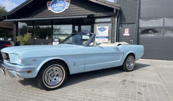 Ford Mustang cabriolet full