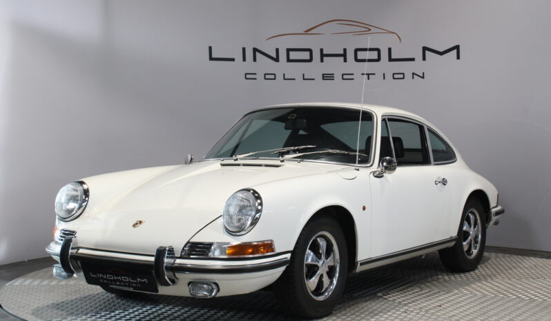 Porsche 911 2 + 2 coupe full
