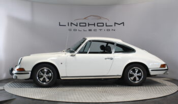 Porsche 911 2 + 2 coupe full
