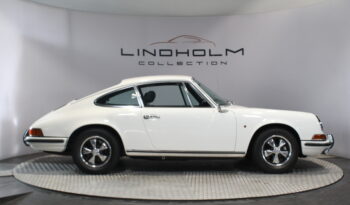 Porsche 911 2 + 2 coupe full