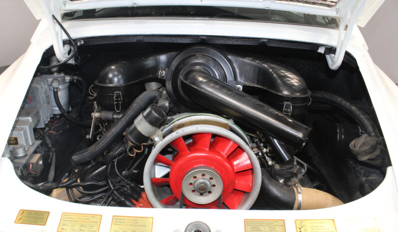Porsche 911 2 + 2 coupe full