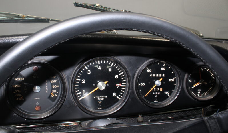 Porsche 911 2 + 2 coupe full