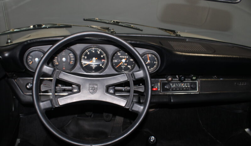 Porsche 911 2 + 2 coupe full