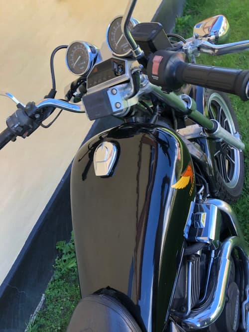 Honda VT 500 Shadow full