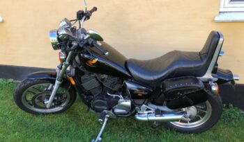 Honda VT 500 Shadow full