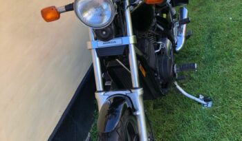 Honda VT 500 Shadow full