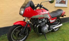 Suzuki GSX 750 ES