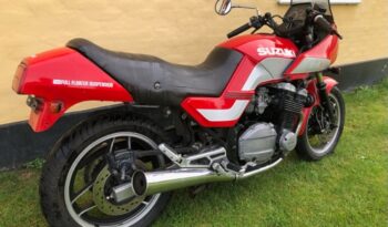 Suzuki GSX 750 ES full