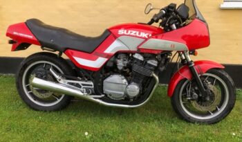 Suzuki GSX 750 ES full