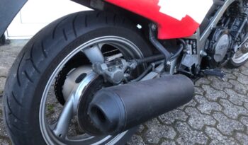 Yamaha FZ 750 full