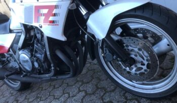 Yamaha FZ 750 full