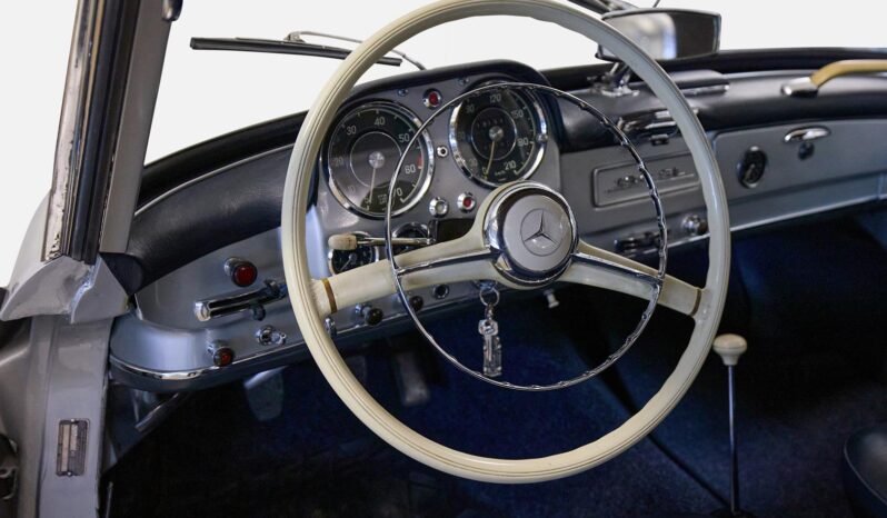 Mercedes-Benz 190 SL (W121) cabriolet full