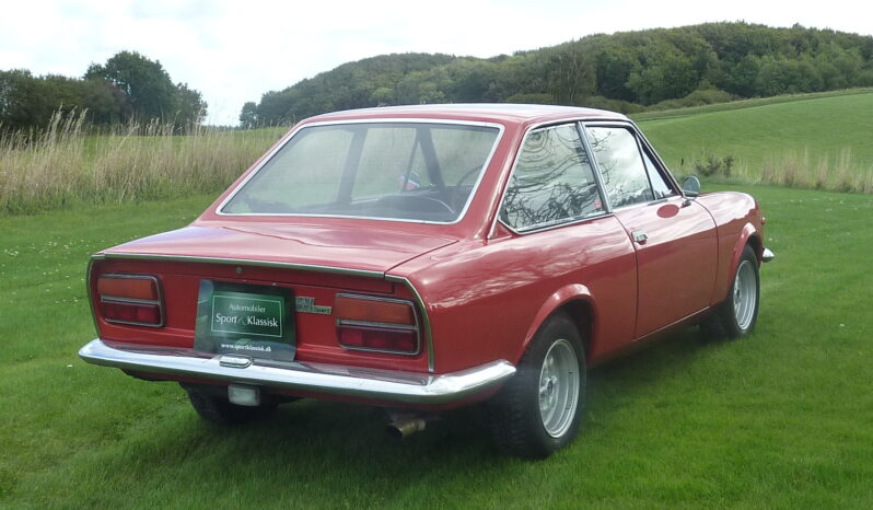 Fiat 124 Sport Coupe full