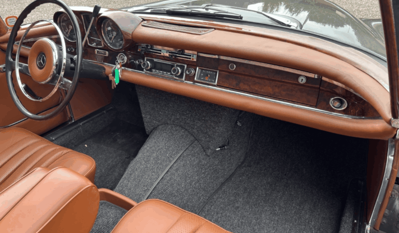 Mercedes-Benz 220-280 (W111) 220 SE 2,2 Cabriolet aut. full