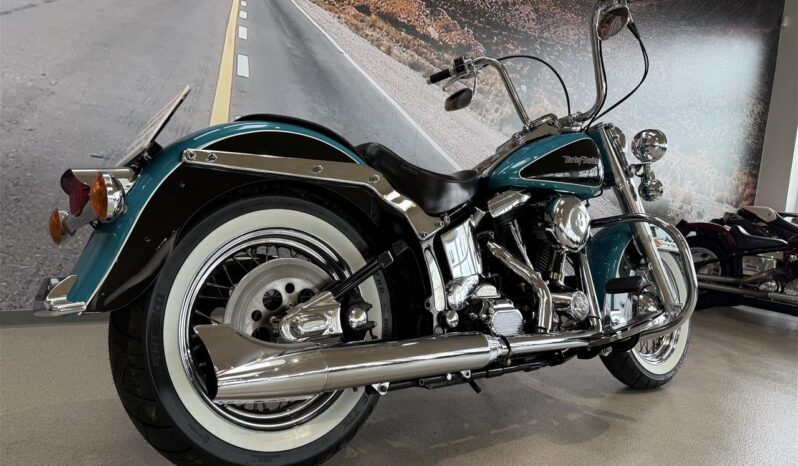 Harley Davidson FLSTC Heritage Softail Classic EVO full